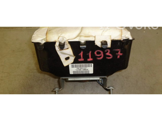 Подушка безопасности пассажира P605385200, P05108546AC Jeep Compass