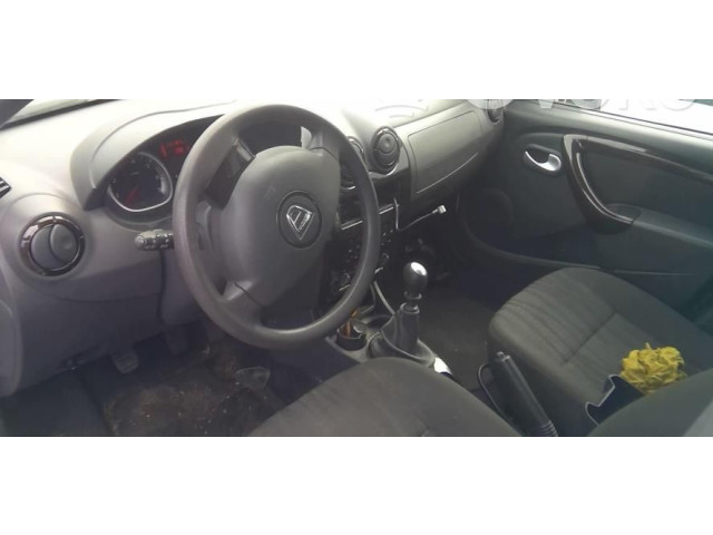 Зеркало электрическое        Dacia Duster  2010 - 2017 года   