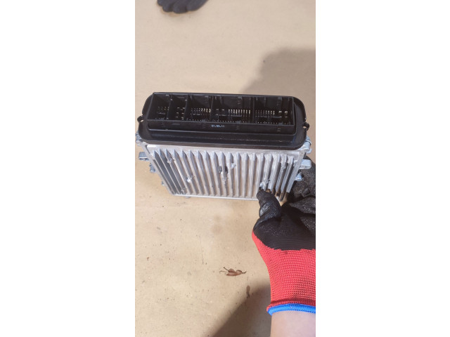 Řídící jednotka 8513161 BMW 5 F10 F11 2011