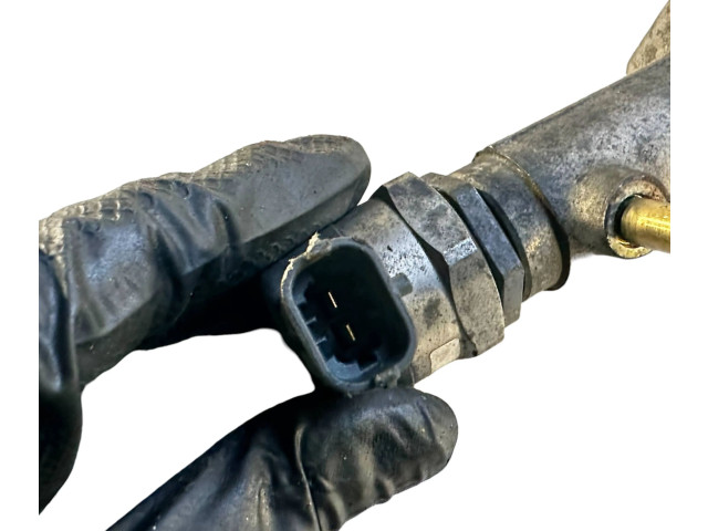 Топливная рампа 31259011, 005370L5   Volvo XC90  