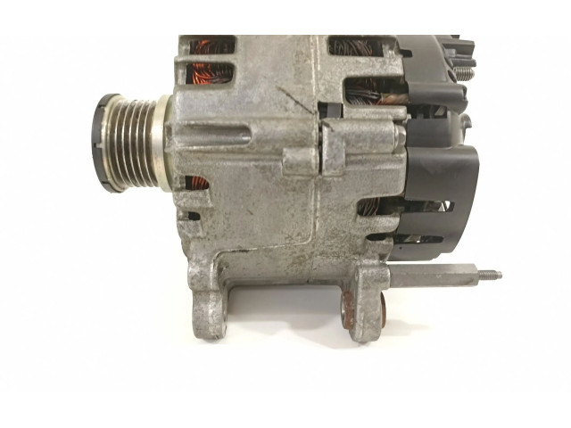 Генератор 03L903023L Volkswagen Golf SportWagen