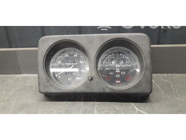 Přístrojová deska Suzuki Samurai 2014