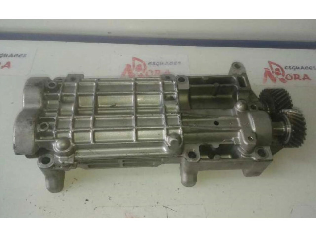 Масляный насос Nissan Navara