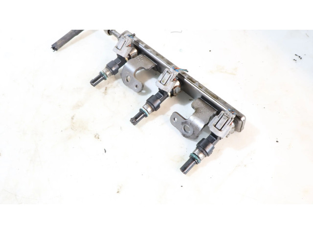 Vstřikovací lišta Nissan Micra