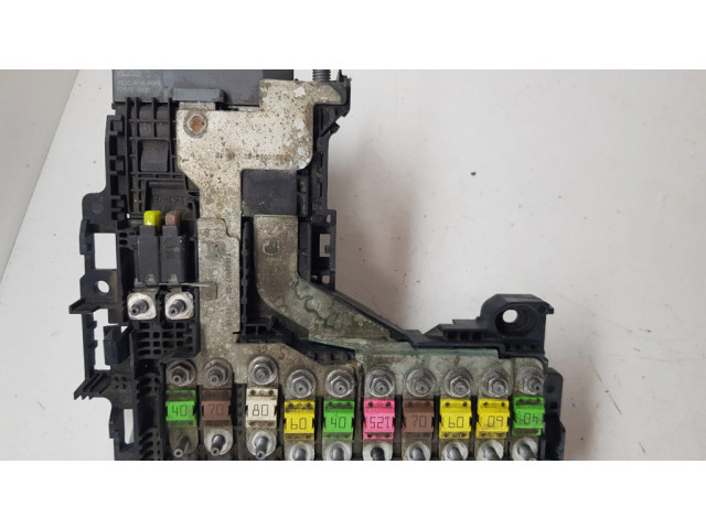 Блок предохранителей 9665878380   Citroen DS5    