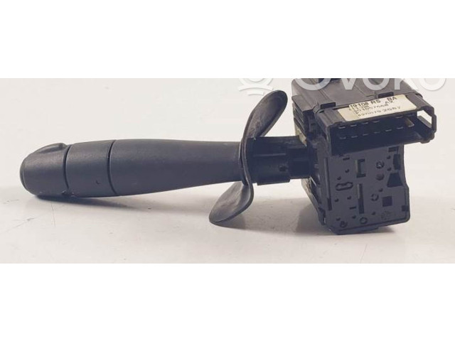 Ручка стеклоочистителей 8200792587   Dacia Sandero