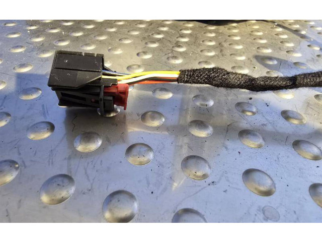 Зеркало электрическое Skoda Kamiq 2019 - года