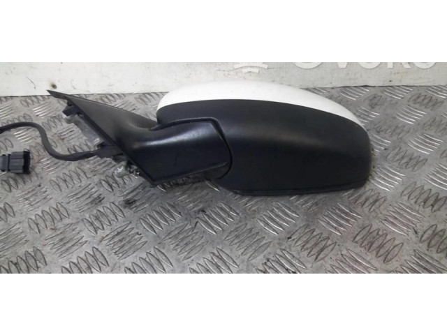 Зеркало электрическое Skoda Fabia Mk2 (5J) 2007 - 2014 года