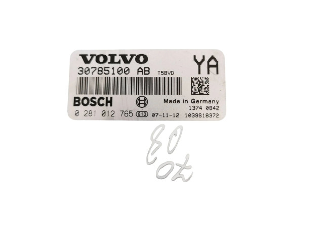 Блок управления двигателя     30785100, 1039S18372    Volvo XC70 