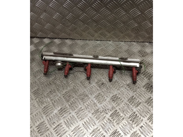 Топливная рампа 1270568 Volvo XC70