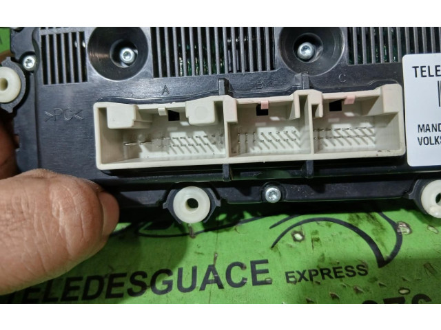 Блок управления климат-контролем    Volkswagen Touran I