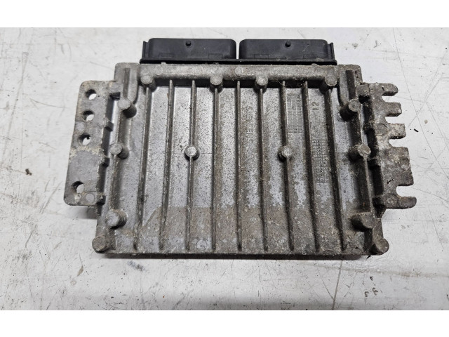 Řídící jednotka 7700112451 Renault Espace III 1999