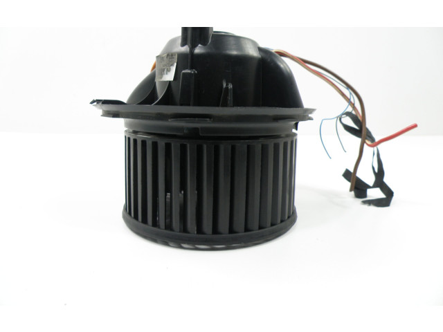 Вентилятор печки 3C0907521G Audi Q3 8U