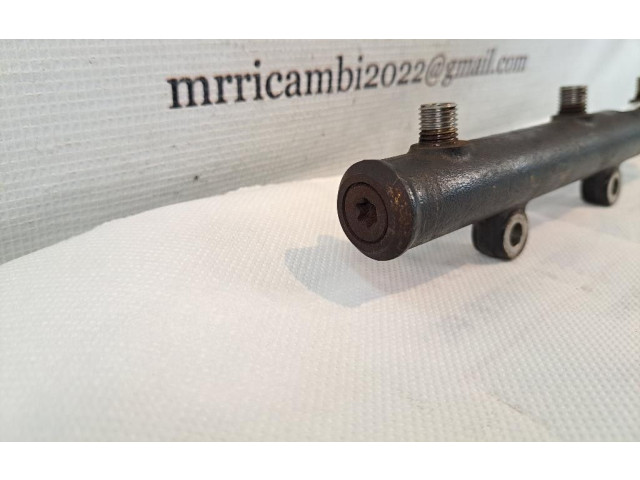 Топливная рампа 4R8Q-9D280-BC, 4R8Q-9D280-BC Jaguar XF X250