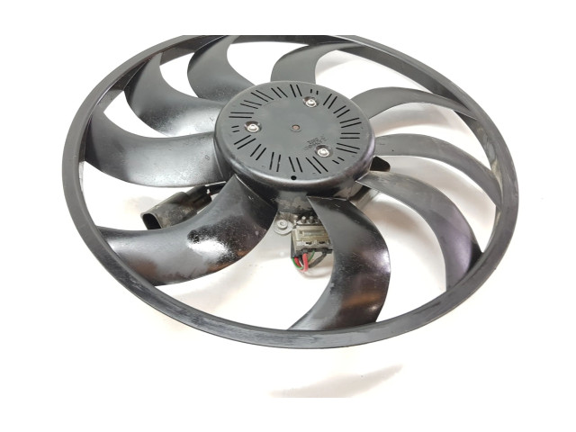 Топливная рампа 8665631, 8656548   BMW 1 F40 1.5 