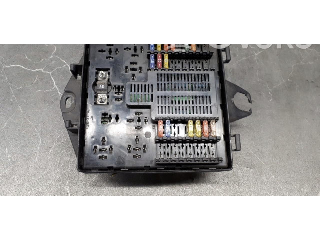 Блок предохранителей 518885215 Jaguar XJ X350