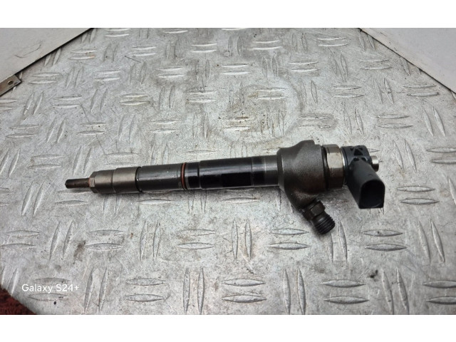 Форсунка 0445110477, 04L130277AJ Skoda Octavia Mk3 (5E)