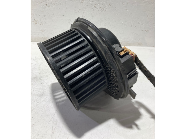 Вентилятор печки TSG130 Volkswagen Jetta V