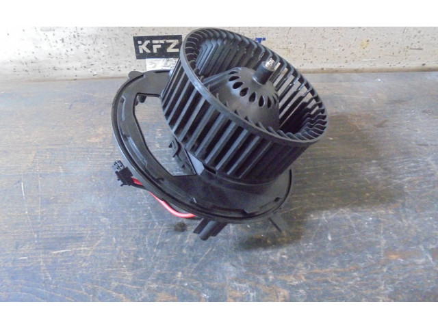 Pojistková skříňka 5Q1819021E, 0130115576 Volkswagen Golf VII 2018