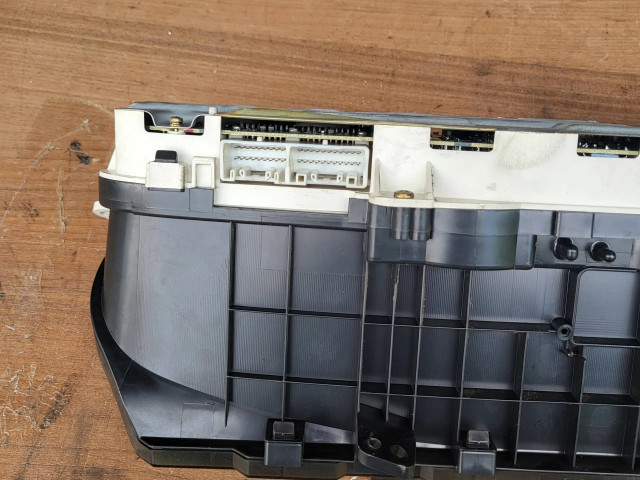 Přístrojová deska Toyota Previa (XR30, XR40) II 2002 838002J010