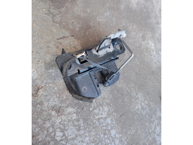 Zámek zadních dveří 2k0827505 Volkswagen Caddy 2010