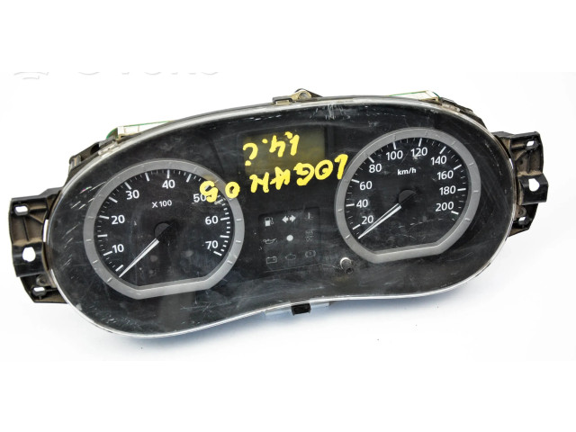 Панель приборов 8200377739 Dacia Logan I