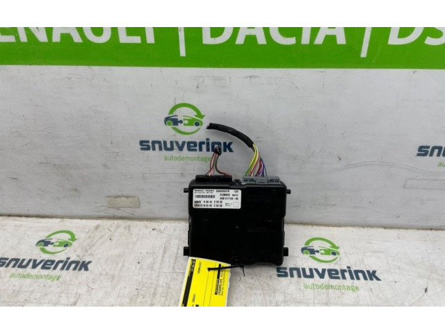 Блок управления климат-контролем    Dacia Duster III