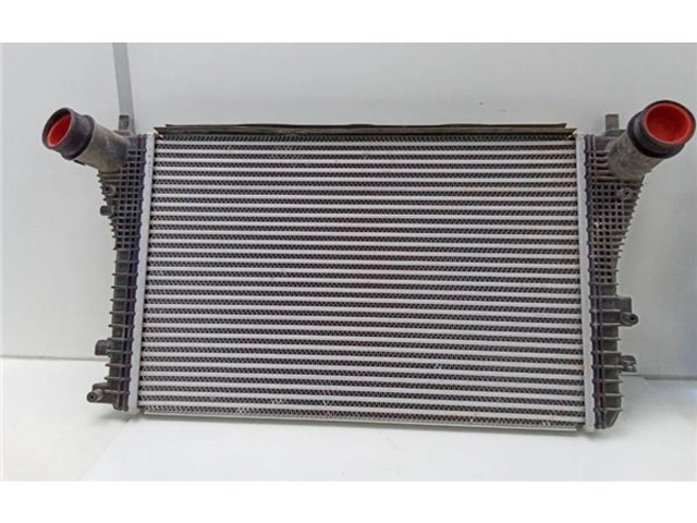 Интеркулер 1k0145803ca Volkswagen Caddy