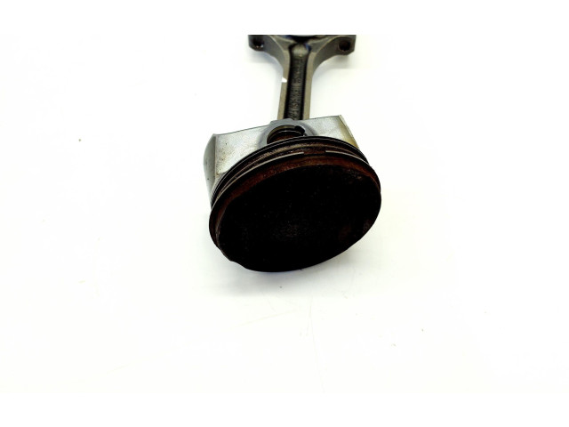 Píst RFH1BG6205AA Ford Fiesta