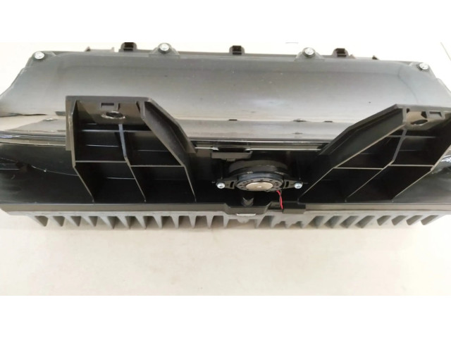 Přístrojová deska Jaguar I-Pace 2021 m9d310f844jd