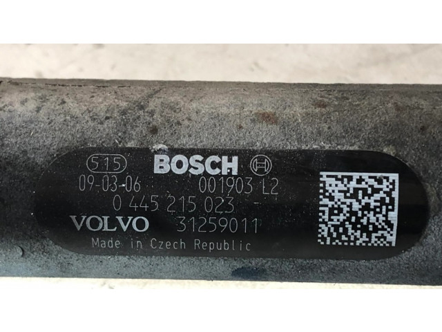 Vstřikovací lišta 0445215023, 31259011 Volvo V70 pro naftový motor 2.4