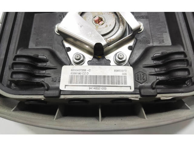 Подушка безопасности водителя 8200407252   Renault Trafic II (X83)