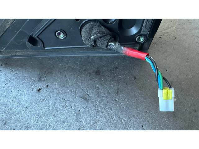 Zpětné zrcátko Mitsubishi Pajero 2000 MR624529