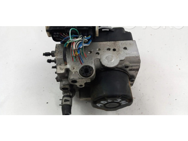 Jednotka ABS    Lexus IS 200-300 2002