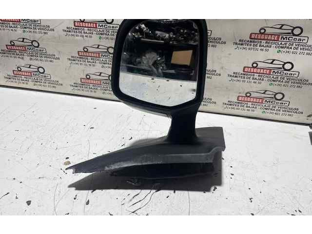 Зеркало электрическое        Dacia Dokker  2012 -  года   