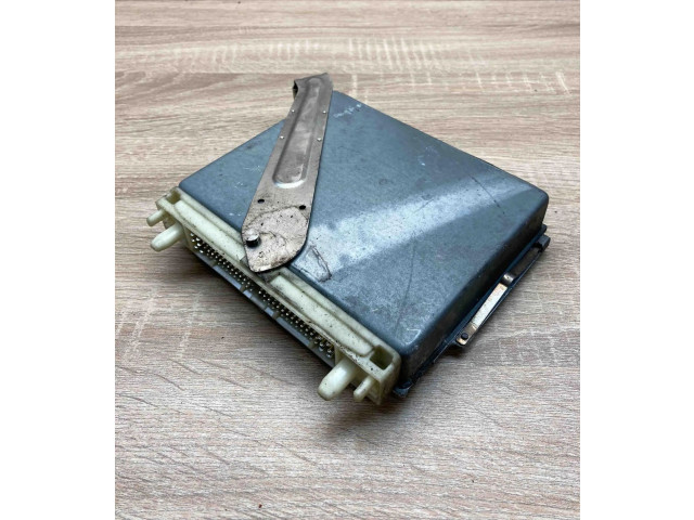 Блок управления двигателем ECU    0281001592, 17390770   Volvo S70  V70  V70 XC
