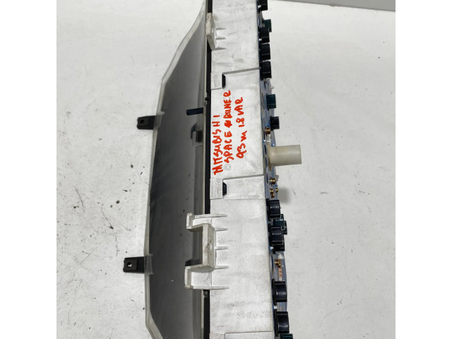 Панель приборов MB898241, 776570 Mitsubishi Space Runner
