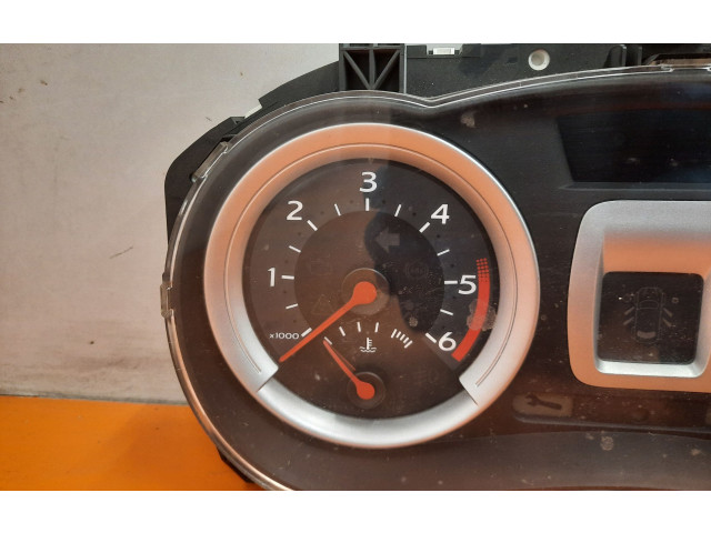 Панель приборов 8200582705G, 8200582705G Renault Clio III