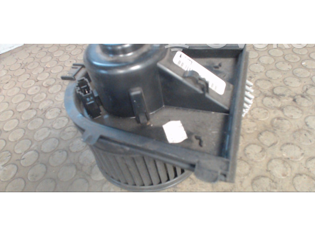 Вентилятор радиатора     1J1819021B    Audi A3 S3 8L 