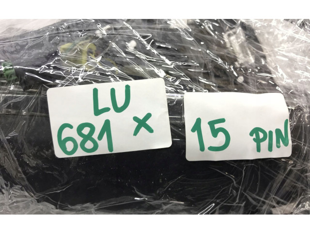 Zpětné zrcátko  Audi Q7 4M 2020  4M1857409, 15PIN  