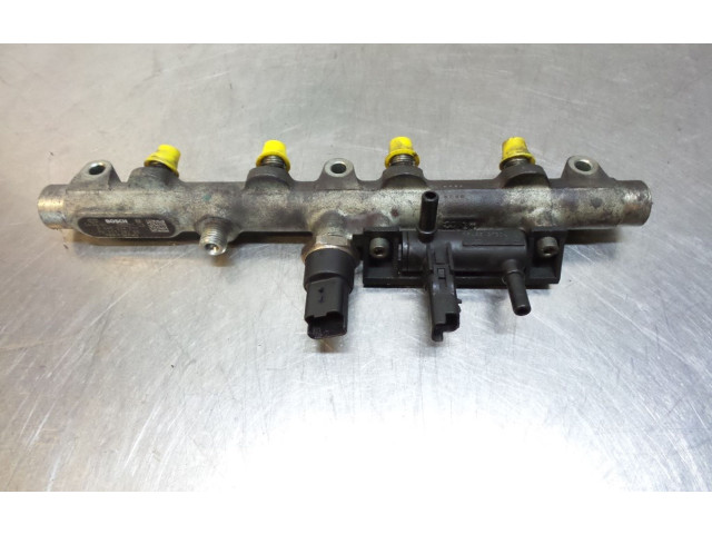 Vstřikovací lišta 0445214017, 0445214017 Peugeot 807 DW12BTED4(4HW)