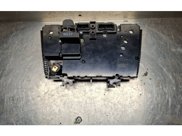 Блок управления климат-контролем 7923 Volvo V70