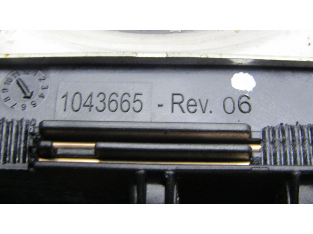 Подушка безопасности водителя 1043665   Fiat 500X