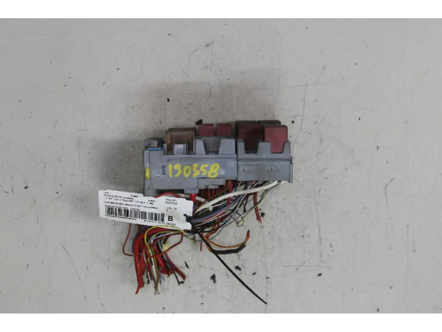 Блок предохранителей    Jeep Renegade    