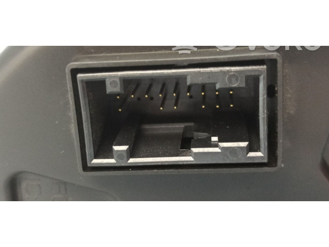 Панель приборов 6V0920740A, A2C96141700 Skoda Fabia Mk3 (NJ)