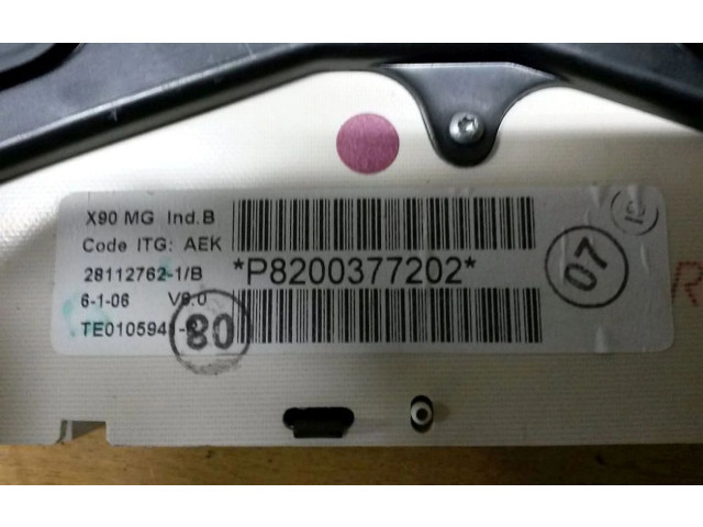 Панель приборов 8200377202, 8200377202 Dacia Logan I