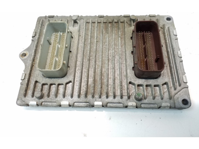 Блок управления двигателя P05150657AA, P68070460AD   Chrysler Town & Country V