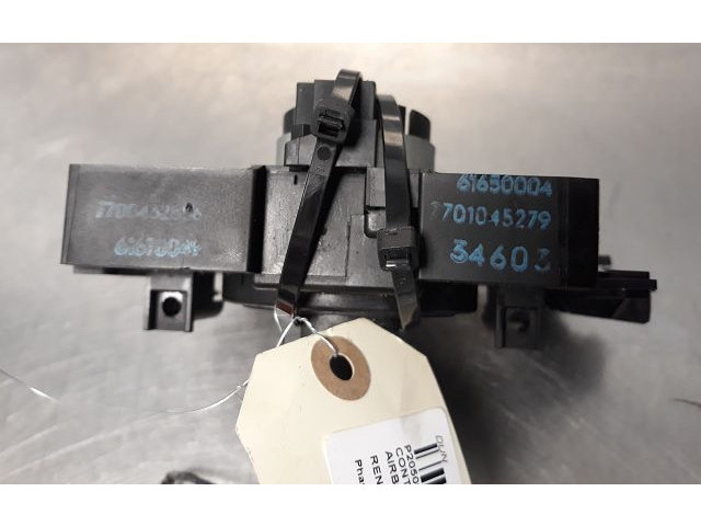 Подрулевой шлейф SRS 7701045279   Renault Clio II