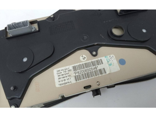 Панель приборов 281184105C   Dacia Logan I       