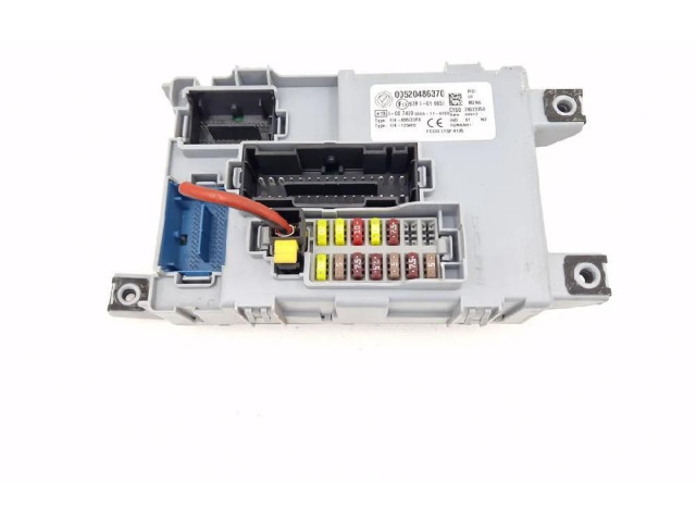   Pojistková skříňka 00520486370   Fiat Panda III 2012